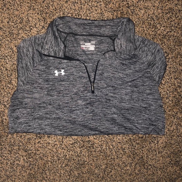 Under Armour Tops - Under armour warm up